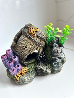 Aquarium Sunken Barrel Cave Decoration Resin Fish Tank Reef Ornament